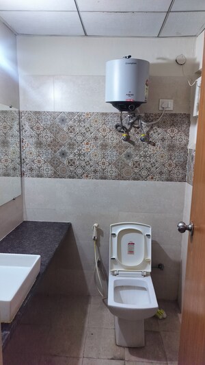 Bathroom in 1 BHK Apartment at Paramount Golfforeste, Zeta I Greater Noida – for Rent
