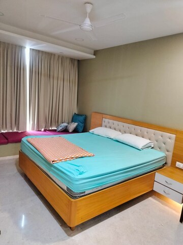 Bedroom in 3 BHK Apartment at Oberoi Realty Exquisite, Goregaon East – for Rent