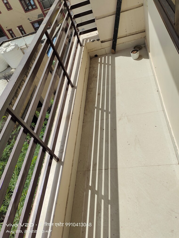 Balcony, chattarpur 1 Bedroom 500 Sq.Ft. Builder Floor In Chattarpur Delhi 9467772