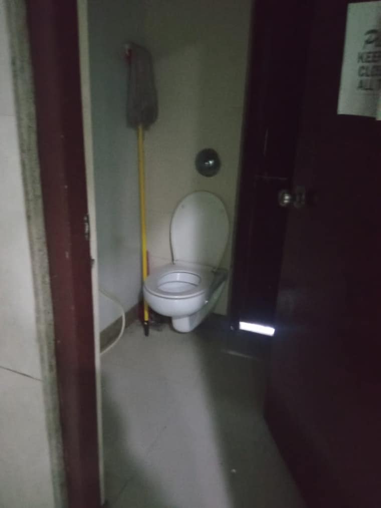 Bathroom, rupa-solitaire Commercial Office Space 1500 Sq.Ft. In Kopar Khairane Navi Mumbai 9467768