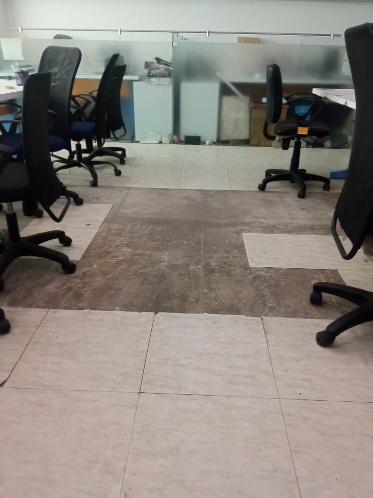  Parking, rupa-solitaire Commercial Office Space 1500 Sq.Ft. In Kopar Khairane Navi Mumbai 9467768