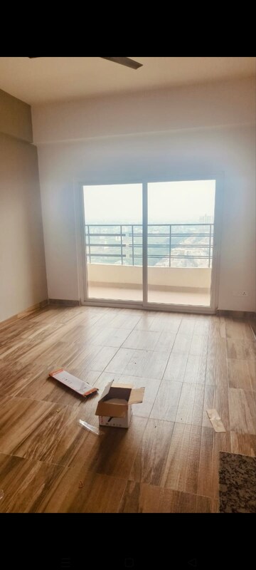 1 BHK Apartment For Rent in Paramount Golfforeste, Zeta I Greater Noida