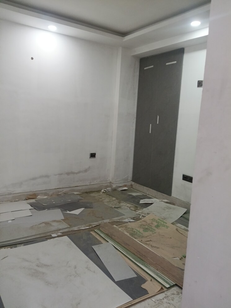 Room, sultanpur 3 Bedroom 1200 Sq.Ft. Builder Floor In Sultanpur Delhi 9467795