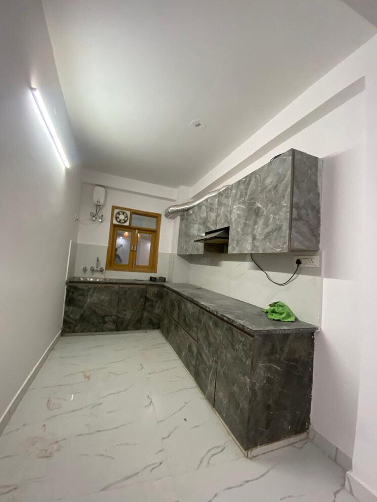 Kitchen, chattarpur 1.5 Bedroom 700 Sq.Ft. Builder Floor In Chattarpur Delhi 9467833