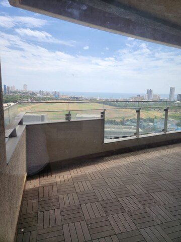 Balcony in 3 BHK Apartment at Lokhandwala Minerva Mahalaxmi, Mahalaxmi – for Rent