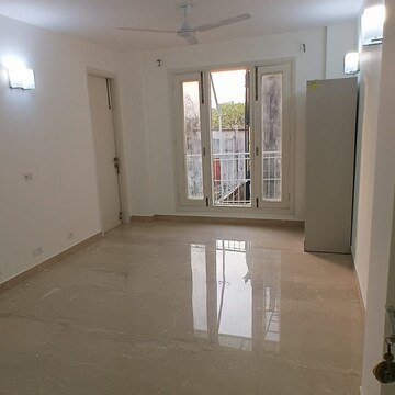 Room in 2 BHK Independent House at Lajpat Nagar – for Rent