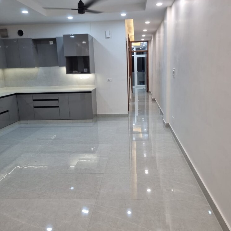 undefined, lajpat nagar 2 Bedroom 900 Sq.Ft. Independent House In Lajpat Nagar Delhi 9467831