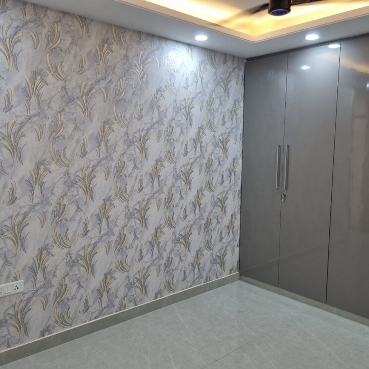 Room, lajpat nagar 2 Bedroom 900 Sq.Ft. Independent House In Lajpat Nagar Delhi 9467831