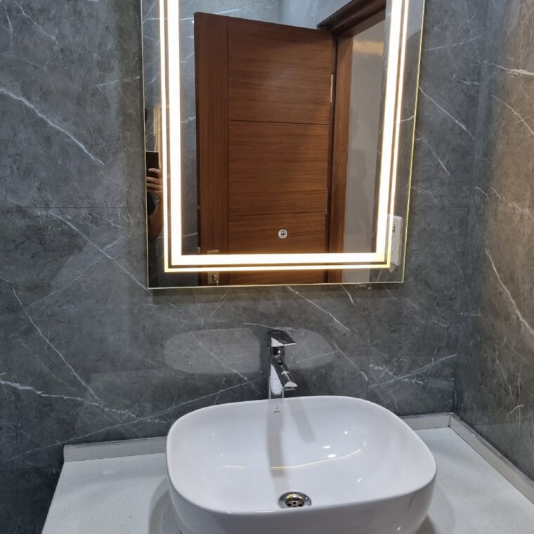 Bathroom, lajpat nagar 2 Bedroom 900 Sq.Ft. Independent House In Lajpat Nagar Delhi 9467831