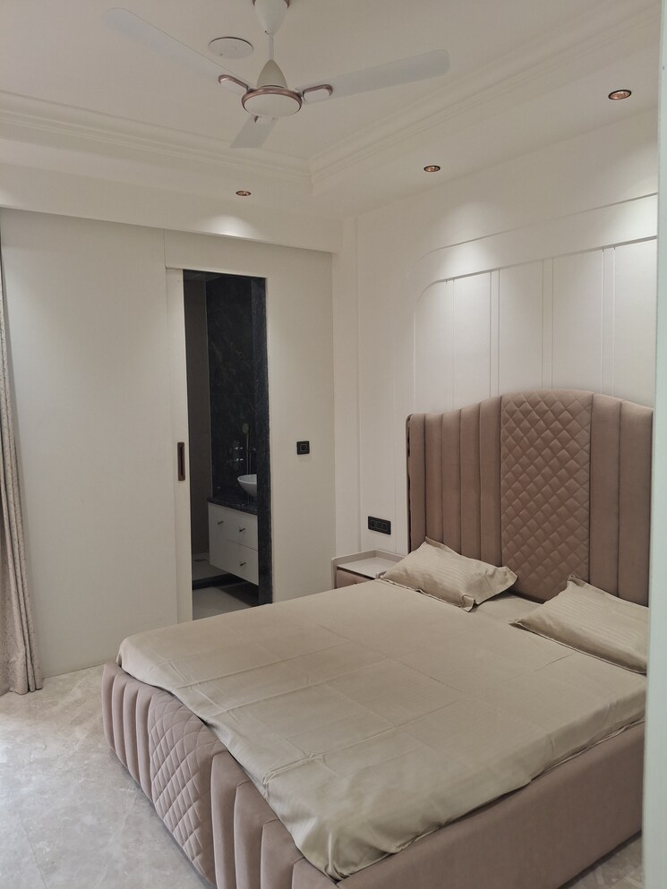 Bathroom, bptp-the-oval 3.5 Bedroom 1440 Sq.Ft. Builder Floor In Sector 70a Gurgaon 9467853