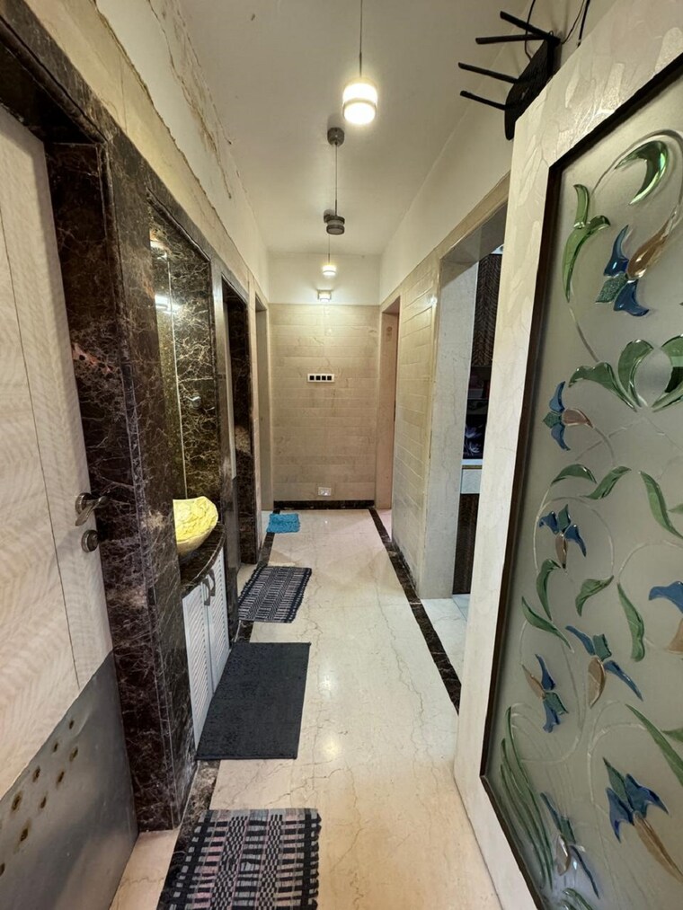 undefined, santacruz west 2 Bedroom 700 Sq.Ft. Apartment In Santacruz West Mumbai 9467826