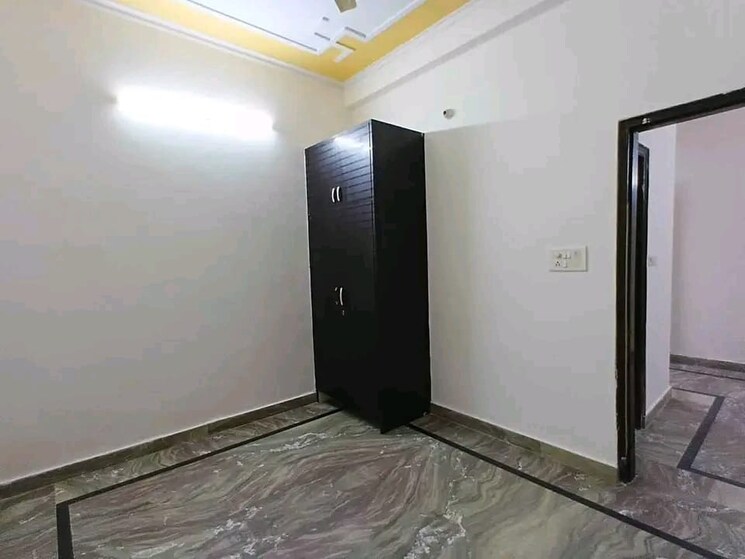 Room, chattarpur 1 Bedroom 500 Sq.Ft. Builder Floor In Chattarpur Delhi 9467871