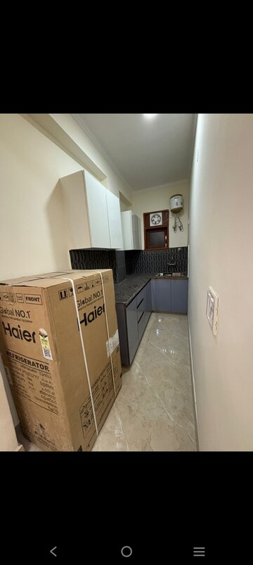 Team Area in 1 BHK Builder Floor at Saket – for Rent