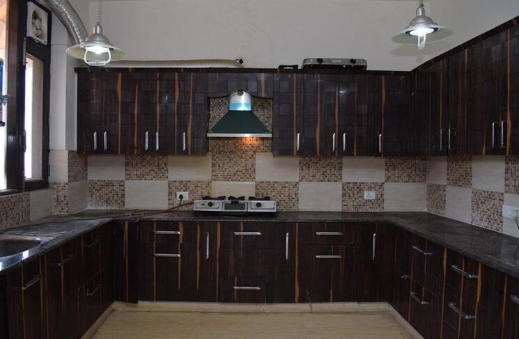 Kitchen, sushant lok i 6+ Bedroom 300 Sq.Yd. Independent House In Sushant Lok I Gurgaon 9467915