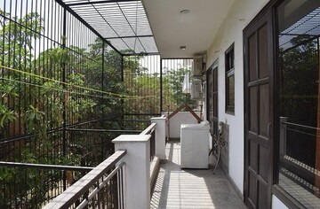 Balcony in 6+ BHK Independent House at Sushant Lok I – for Sale