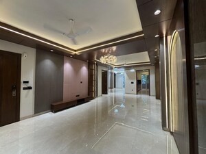 Room in 4 BHK Builder Floor at Ansal Sushant Apartments, Sushant Lok I – for Sale