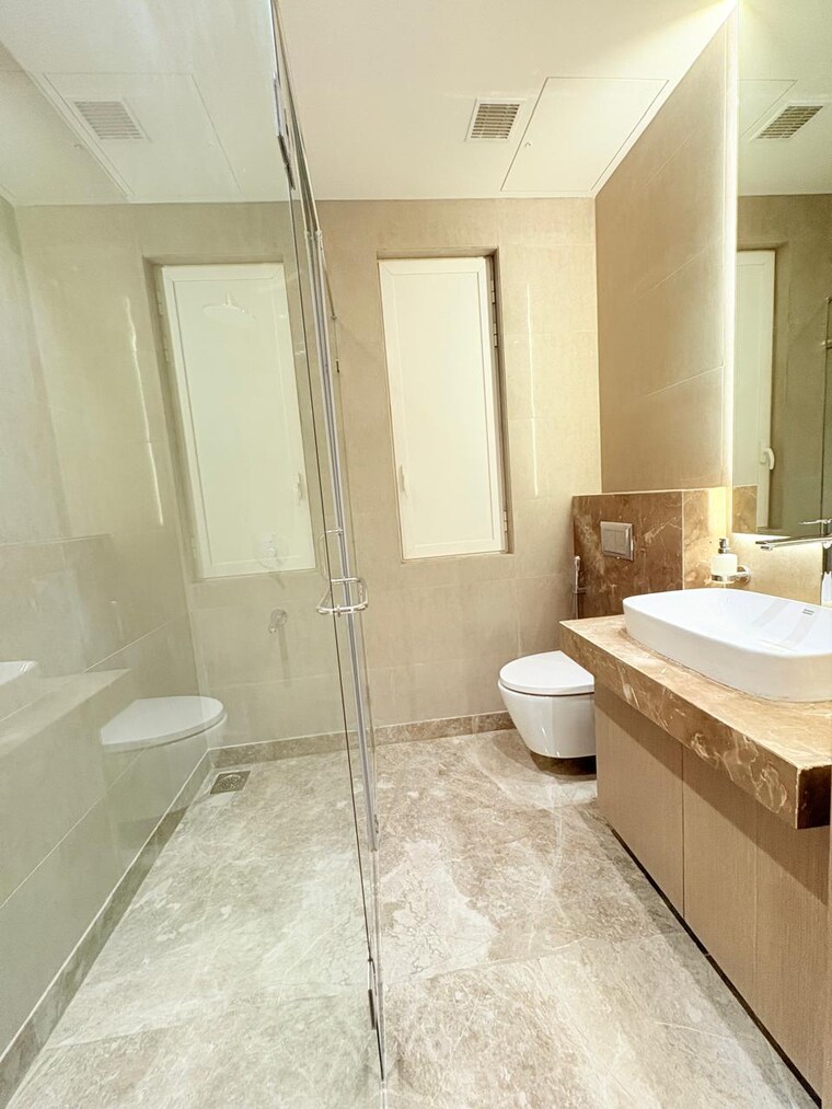 Bathroom, indiabulls-blu 3 Bedroom 1050 Sq.Ft. Apartment In Worli Mumbai 9467945