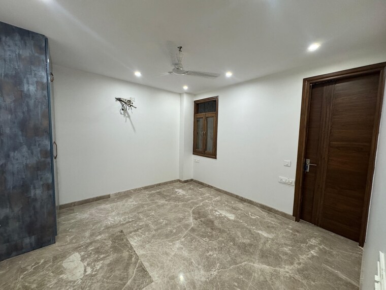 Room, ansal-sushant-lok-i 4 Bedroom 300 Sq.Yd. Builder Floor In Sector 43 Gurgaon 9467997