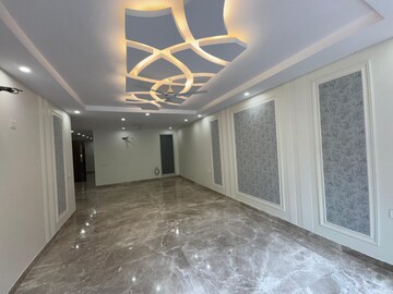 Room in 4 BHK Builder Floor at Ansal Sushant Lok I, Sector 43 – for Sale