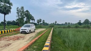  Plot – Exterior View View at Kanpur Road - for Sale