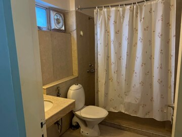 Master Bedroom in 3 BHK Apartment at Tulip Violet, Sector 69 – for Rent