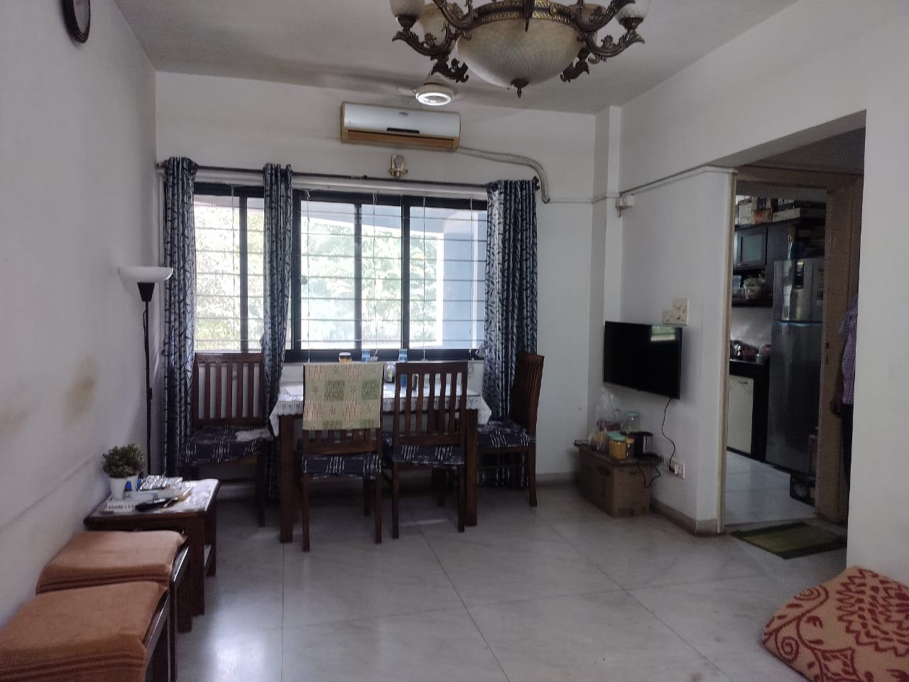 1 BHK 600 Sq.Ft. Apartment in Lake Side Cooperative Housing Society