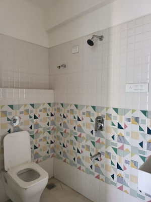 Bathroom in 2 BHK Apartment at Kalpataru Immensa D, Kolshet Road – for Rent