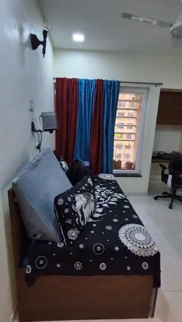 2 BHK + Extra Room Apartment For Rent in Rustomjee Urbania Azziano