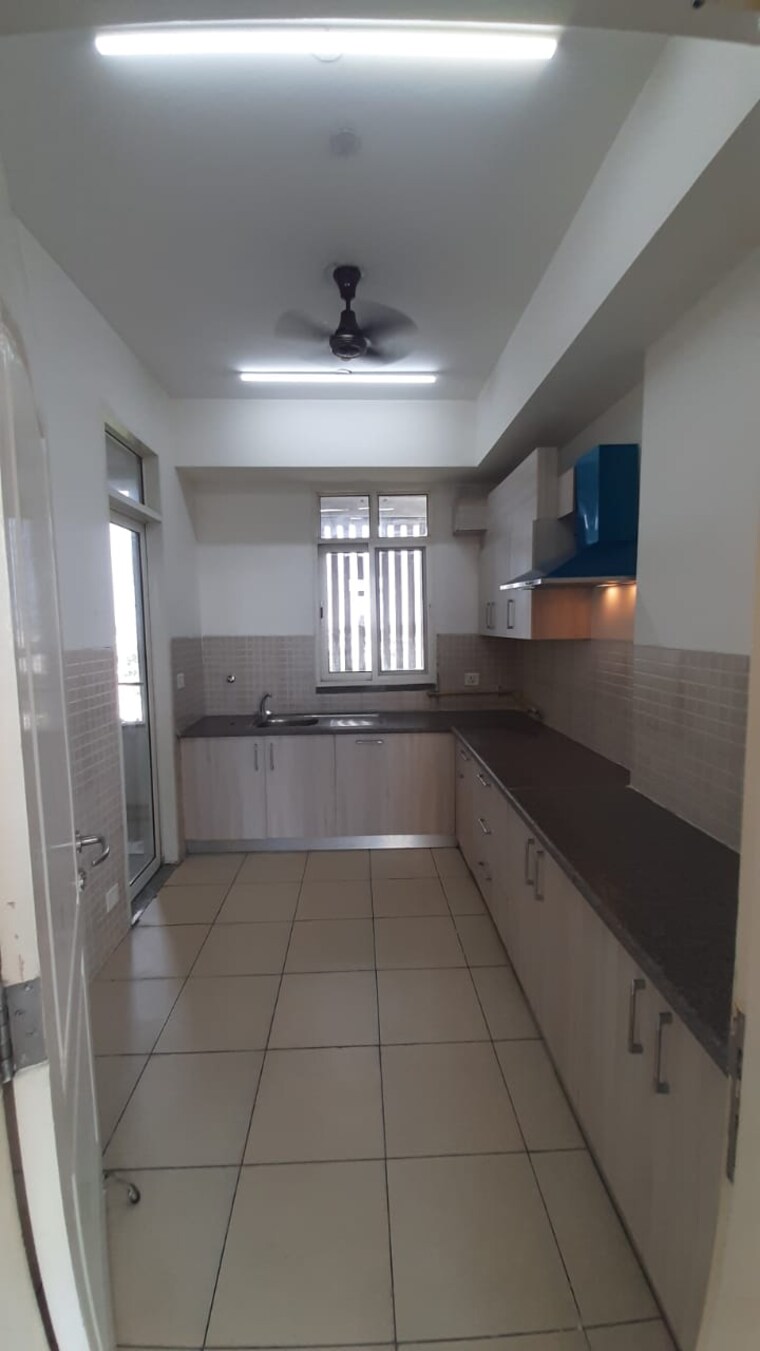 Kitchen, jaypee-moon-court 3 Bedroom 1921 Sq.Ft. Apartment In Jaypee Greens Greater Noida 9468079