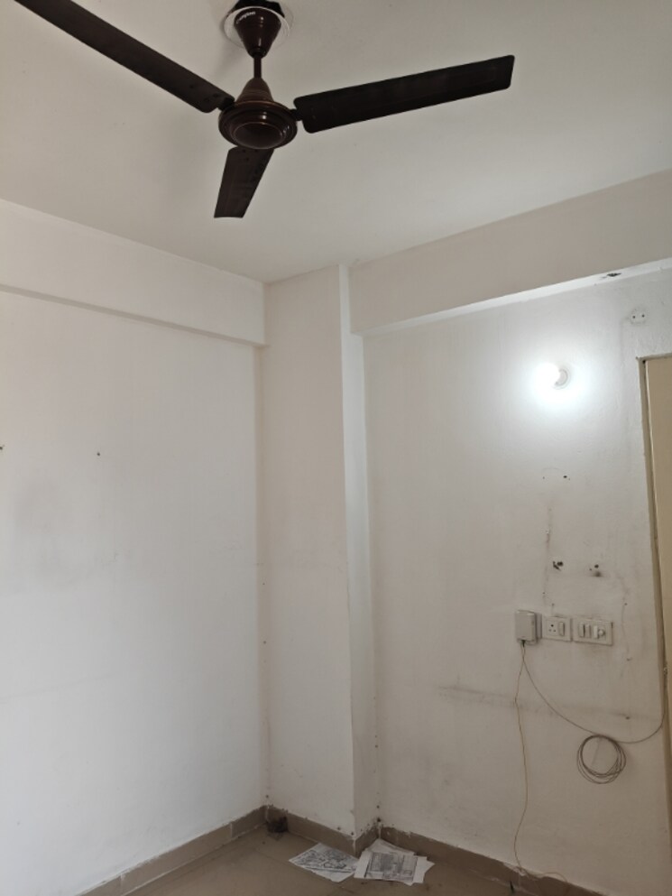 Room, shree-vardhman-green-court 2 Bedroom 626 Sq.Ft. Apartment In Sector 90 Gurgaon 9468123