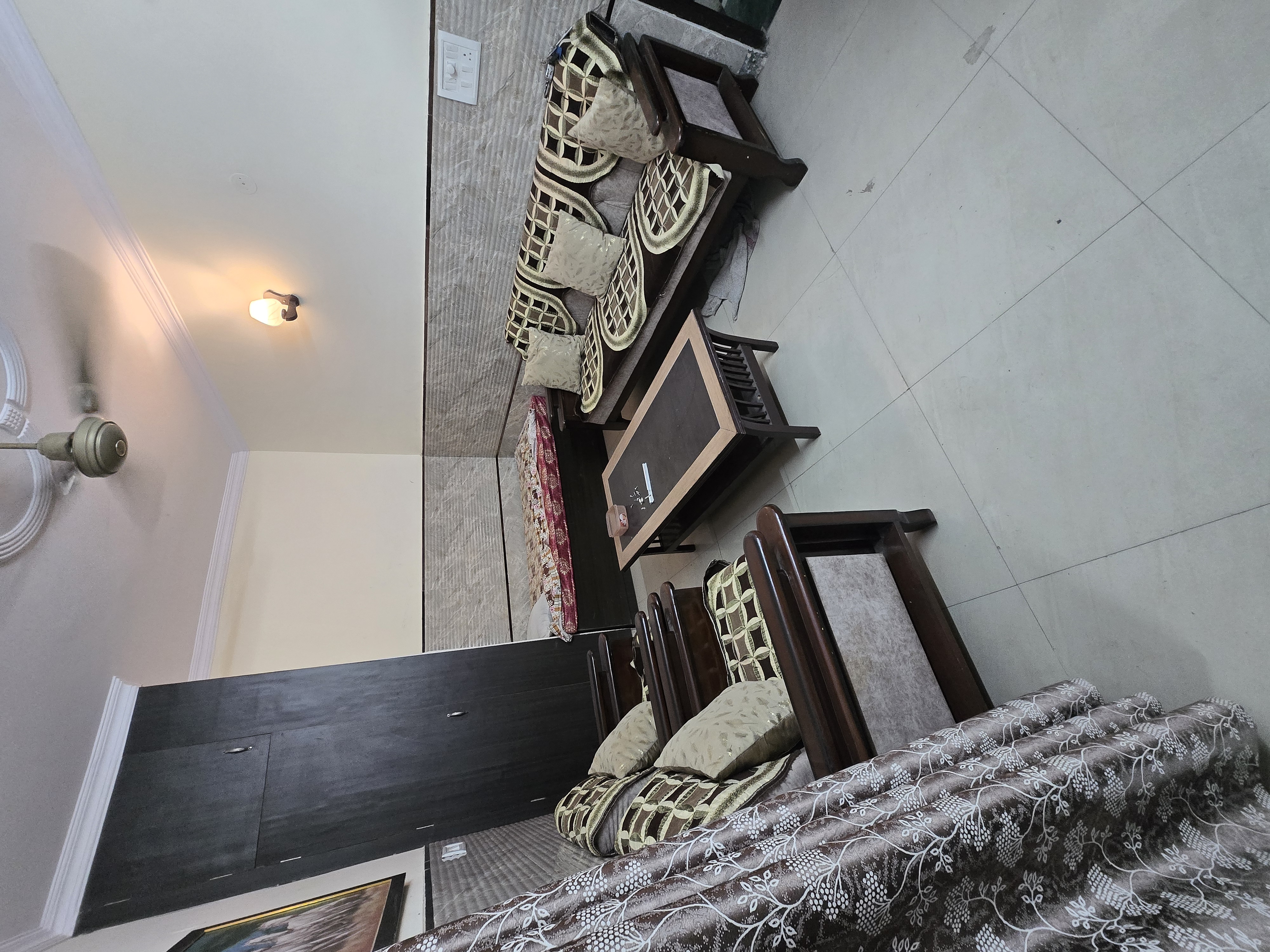 1.5 BHK Apartment For Rent in Laj Pat Nagar 4 