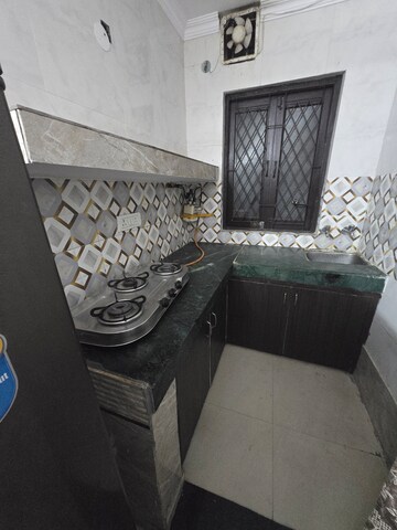 Kitchen in 1.5 BHK Apartment at Lajpat Nagar 4 – for Rent