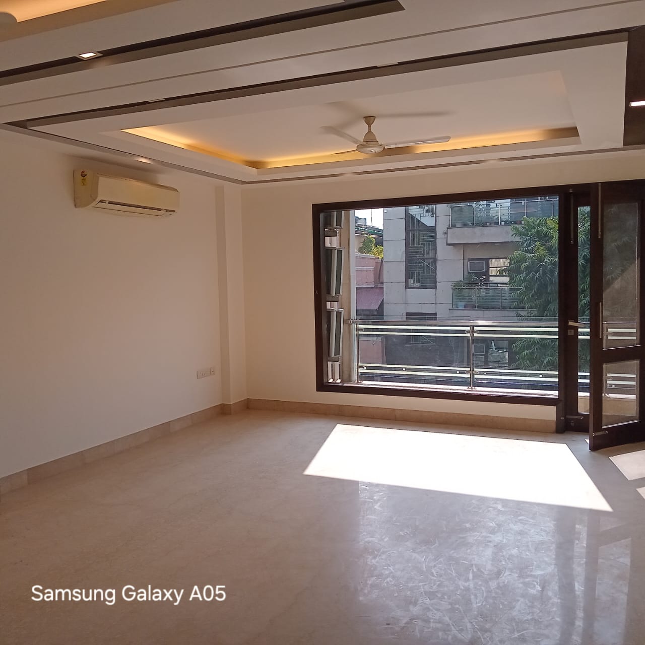 3 BHK + Servant Room Builder Floor For Rent in Greater Kailash 2 