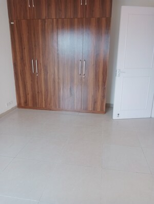 Room in 3 BHK Apartment at Tulip Orange, Sector 70 – for Rent