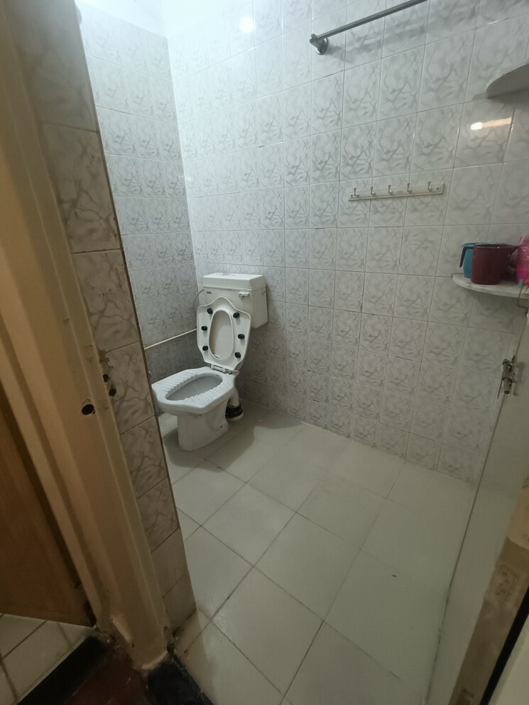 Bathroom, sun-city 2 Bedroom 733 Sq.Ft. Apartment In Sinhagad Road Pune 9468137