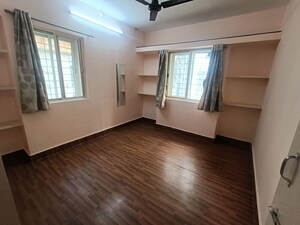 Room in 2 BHK Apartment at Sun City, Sinhagad Road – for Rent