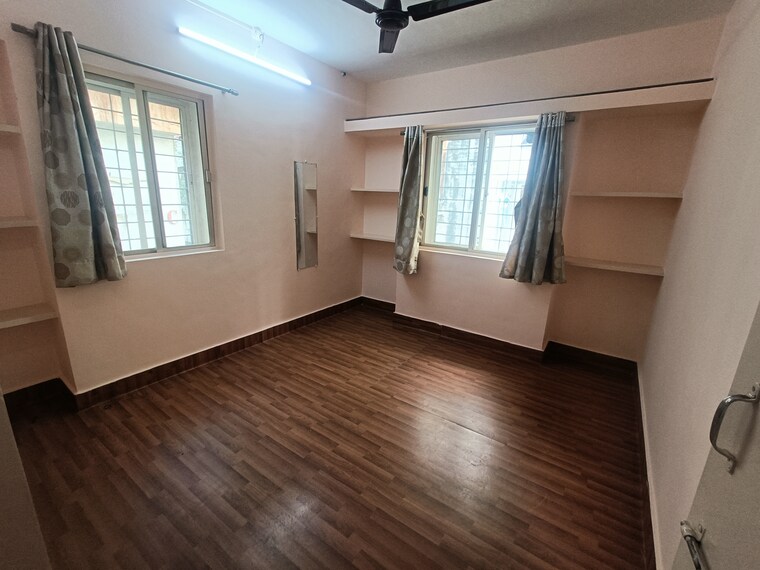 Room, sun-city 2 Bedroom 733 Sq.Ft. Apartment In Sinhagad Road Pune 9468137