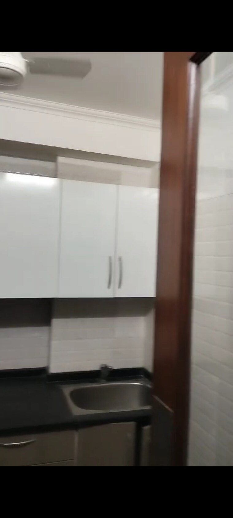 Room, lajpat nagar 4 3 Bedroom 125 Sq.Yd. Builder Floor In Lajpat Nagar 4 Delhi 9468159