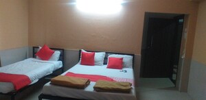 Bedroom in  Shop at MumbaI-Nashik Highway – for Sale