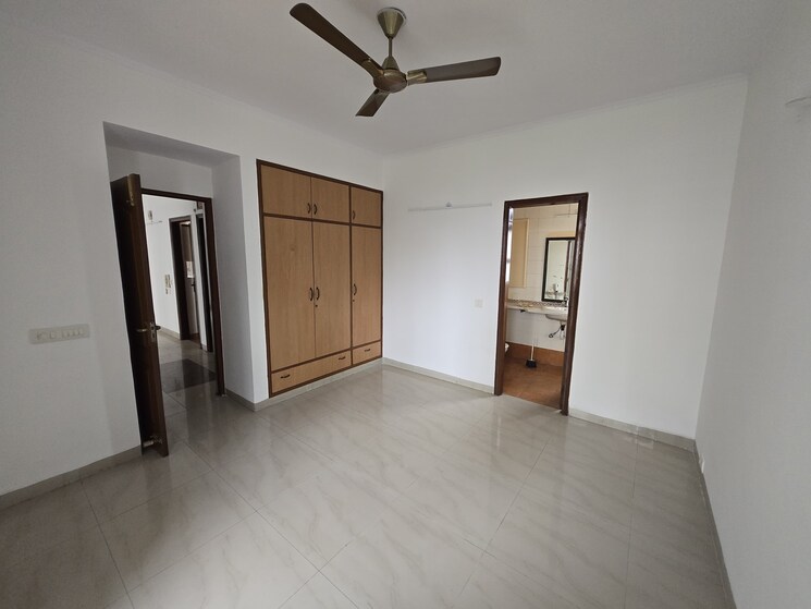 Room, vipul-greens 3 Bedroom 1860 Sq.Ft. Apartment In Sector 48 Gurgaon 9468153