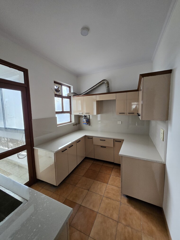 Kitchen, vipul-greens 3 Bedroom 1860 Sq.Ft. Apartment In Sector 48 Gurgaon 9468153