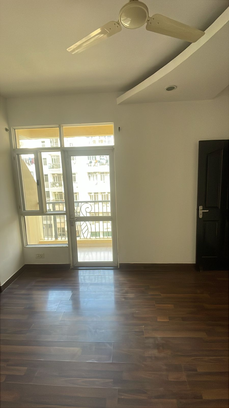 2 BHK Apartment For Rent in Amrapali Golf Homes