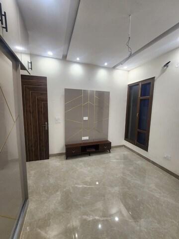 Room in 3 BHK Villa at Dhakoli – for Sale