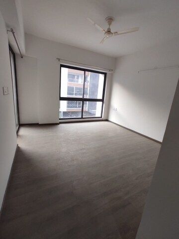 Room in 3.5 BHK Apartment at Birla Navya, Sector 63a – for Rent