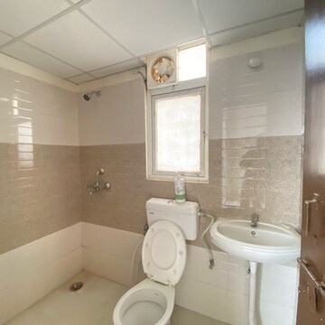 Bathroom in 2 BHK Apartment at Signature Global Orchard Avenue, Sector 93 – for Rent