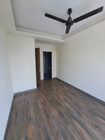 Room in 1.5 BHK Apartment at The Baya Victoria, Byculla – for Rent