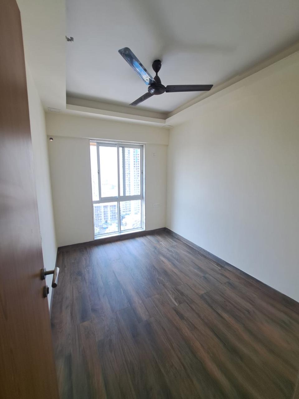 1.5 BHK + Extra Room Apartment For Rent in The Baya Victoria