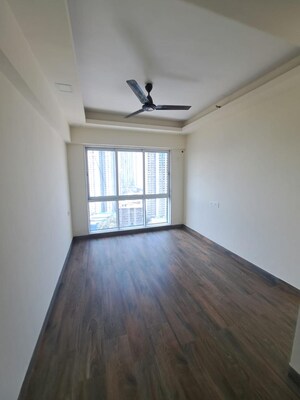 Room in 1.5 BHK Apartment at The Baya Victoria, Byculla – for Rent