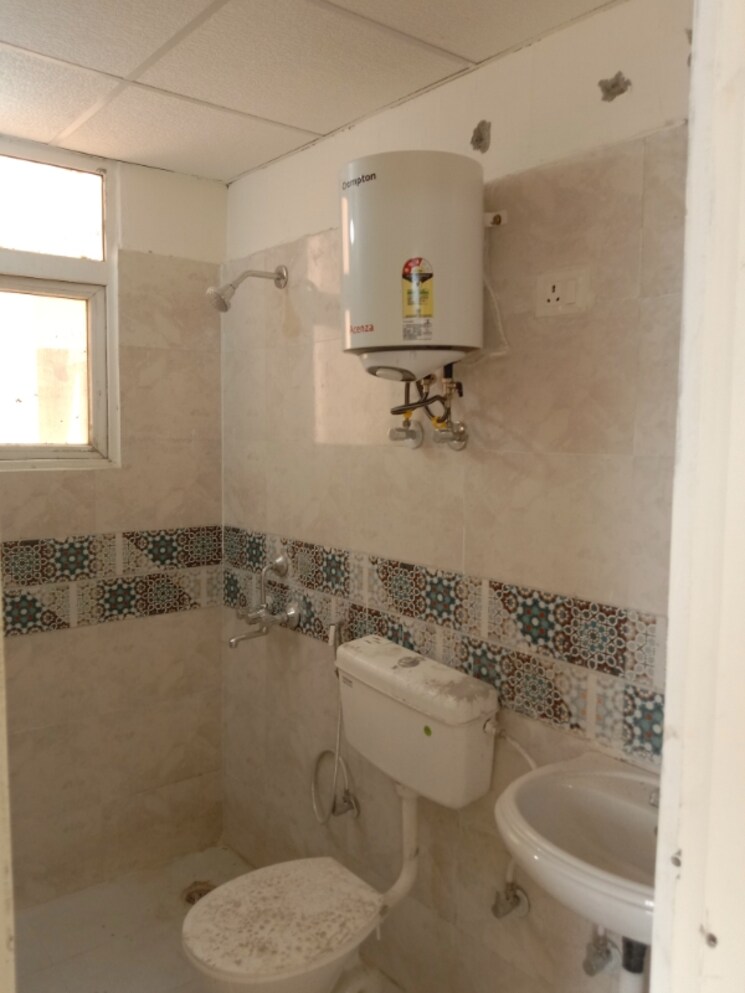 Bathroom, signature-global-prime 2 Bedroom 645 Sq.Ft. Apartment In Sector 63a Gurgaon 9468229