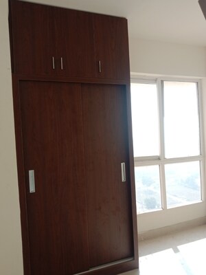 Furnished Amenities in 2 BHK Apartment at Signature Global Prime, Sector 63a – for Rent